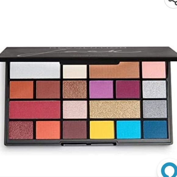 Revolution Beauty Jack Shadow Palette - Picture 3 of 8